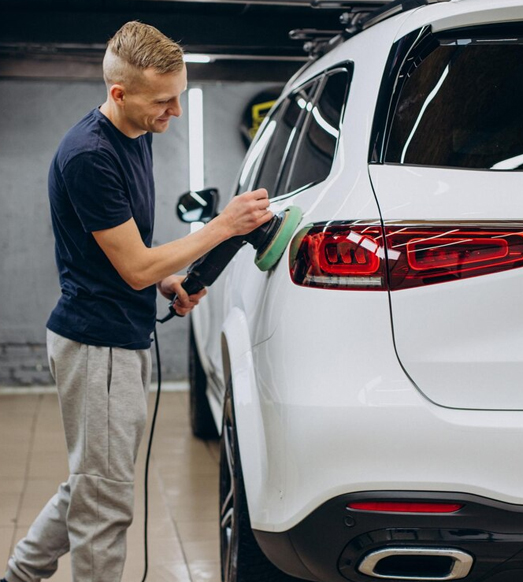 Car Hub Auto Car Polishing Dubai